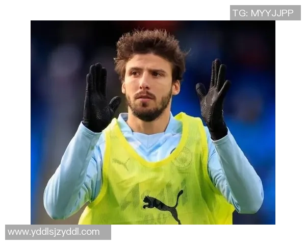 鲁本迪亚斯：从年轻天才到足球场上的坚实后盾