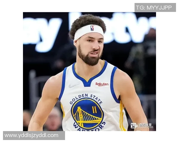 克莱汤普森的传奇篮球生涯与勇士队的辉煌成就回顾