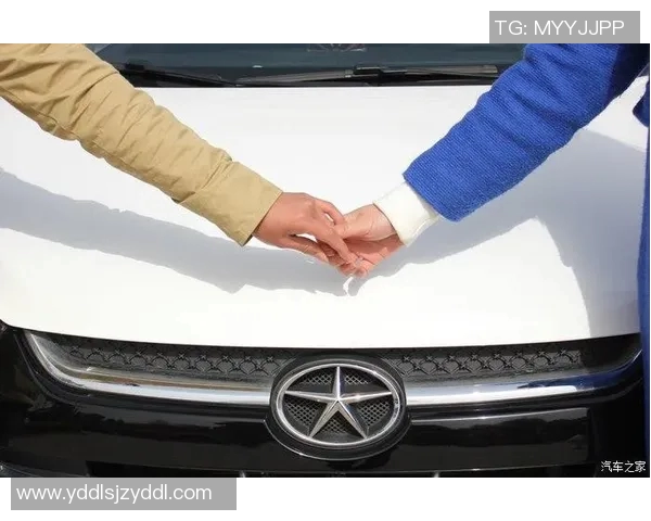 亚当斯的传奇人生与影响力探秘：从平凡到卓越的奋斗之路