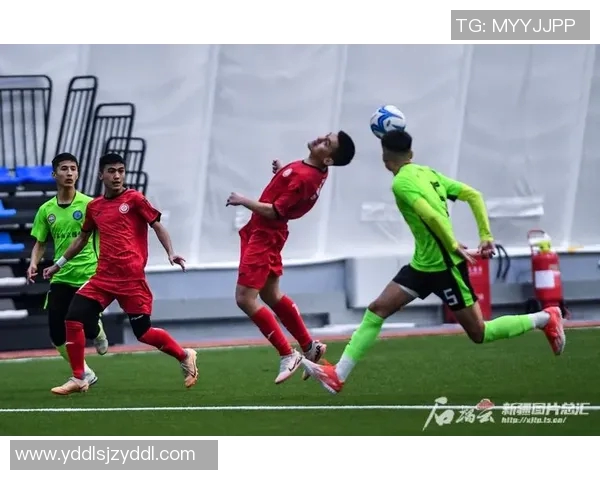 四川与新疆足球对决直播盛况回顾与精彩瞬间分析