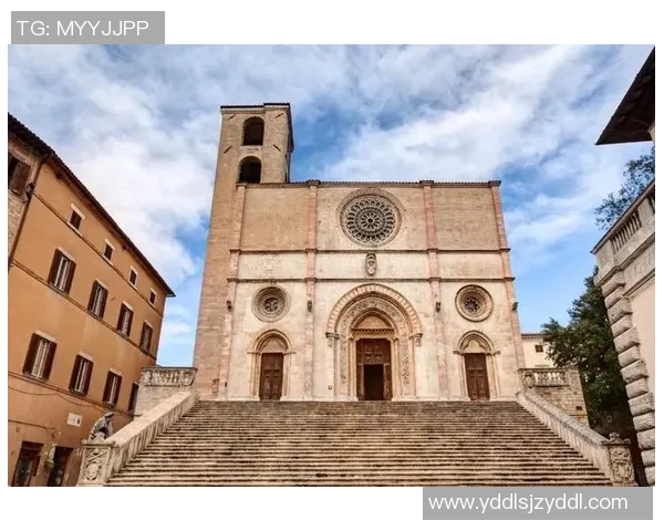 探索塞那乔其的魅力与历史遗迹,感受意大利小镇的独特风情与文化底蕴 探索塞那乔其的魅力与历史遗迹,感受意大利小镇的独特风情与文化底蕴