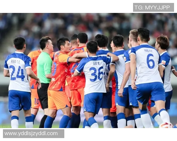 捷克与尼日利亚激战正酣赛果揭晓引发球迷热议 捷克与尼日利亚激战正酣赛果揭晓引发球迷热议